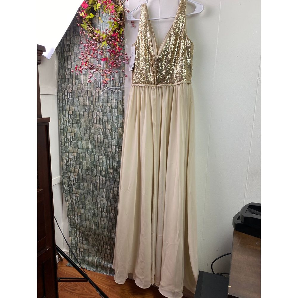 CHRISTINA WU DRESS - Picture 13 of 13